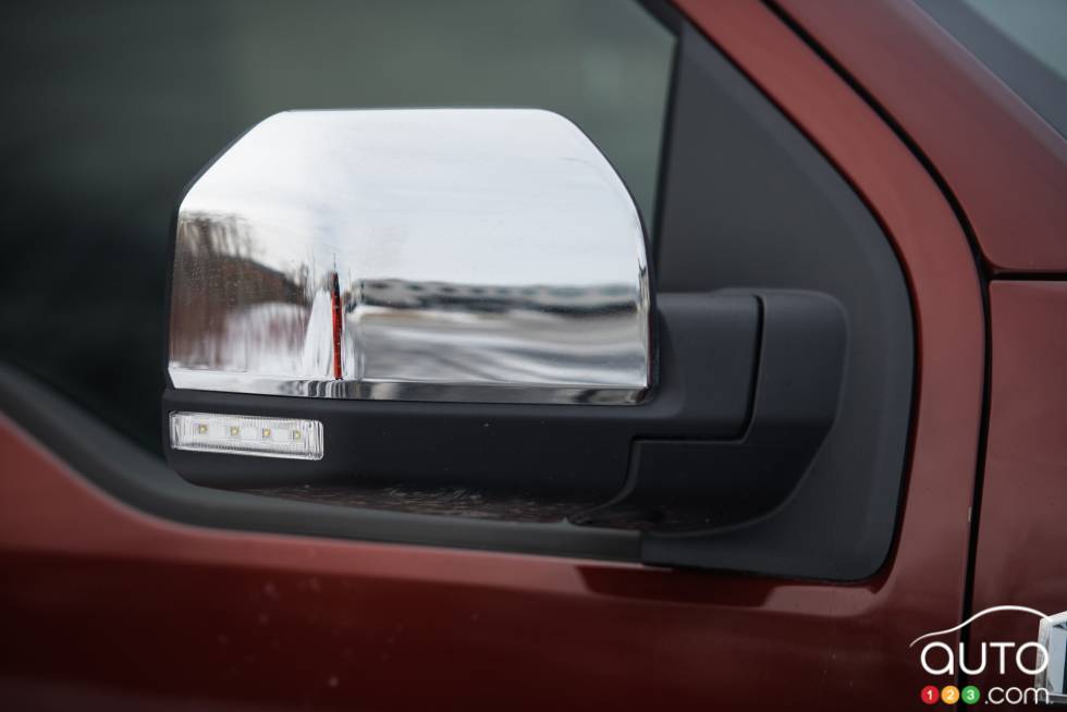 2016 Ford F-150 Lariat FX4 4x4 mirror