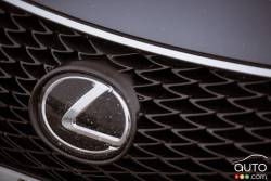 Écusson du manufacturier de la Lexus GS 350 F Sport 2016