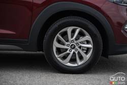 2016 Hyundai Tucson wheel