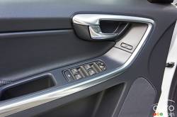 2016 Volvo XC60 T5 AWD interior details