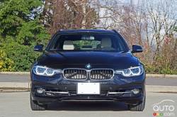 2016 BMW 328i Xdrive Touring front view