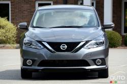 2017 Nissan Sentra SR Turbo front view