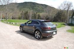 3/4 rear view of the Macan