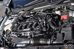 2016 Honda Civic Touring engine