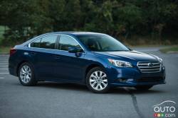 2016 Subaru legacy 2.5i Touring front 3/4 view