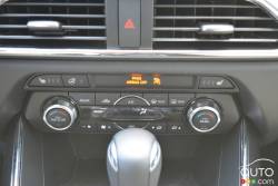 2016 Mazda CX-9 climate controls