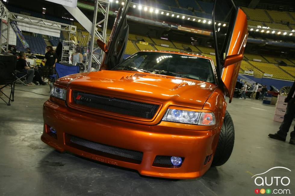 Montreal National Sport Compact 2006