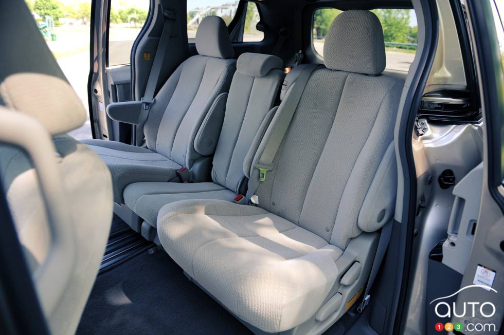 Second row bench seats