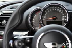 2016 MINI Cooper S Clubman gauge cluster