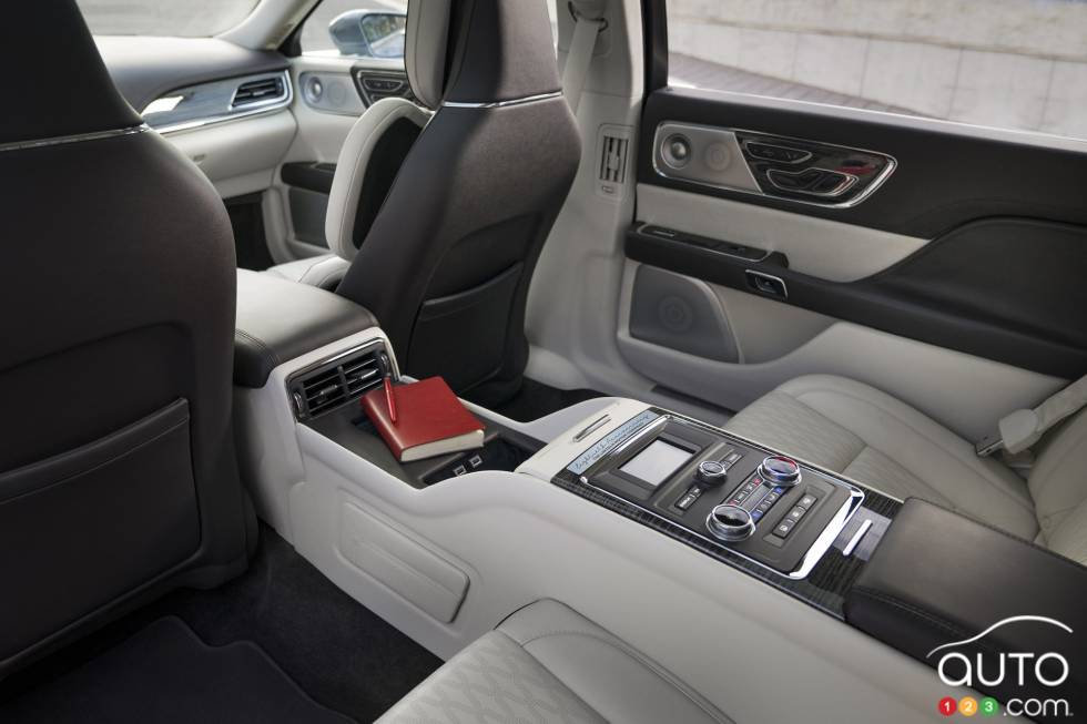 Voici la Lincoln Continental Coach Door Edition 2019