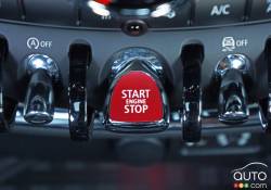 Bouton de démarrage et arrêt du moteur de la MINI Cooper S Clubman 2016