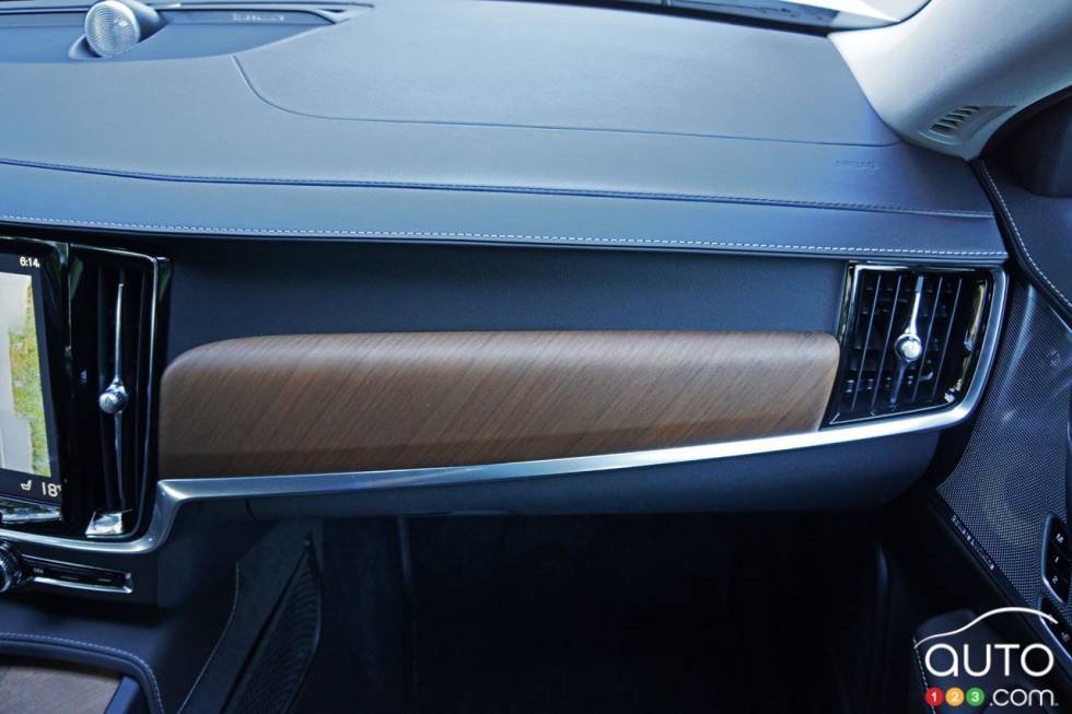 Glove compartment                               