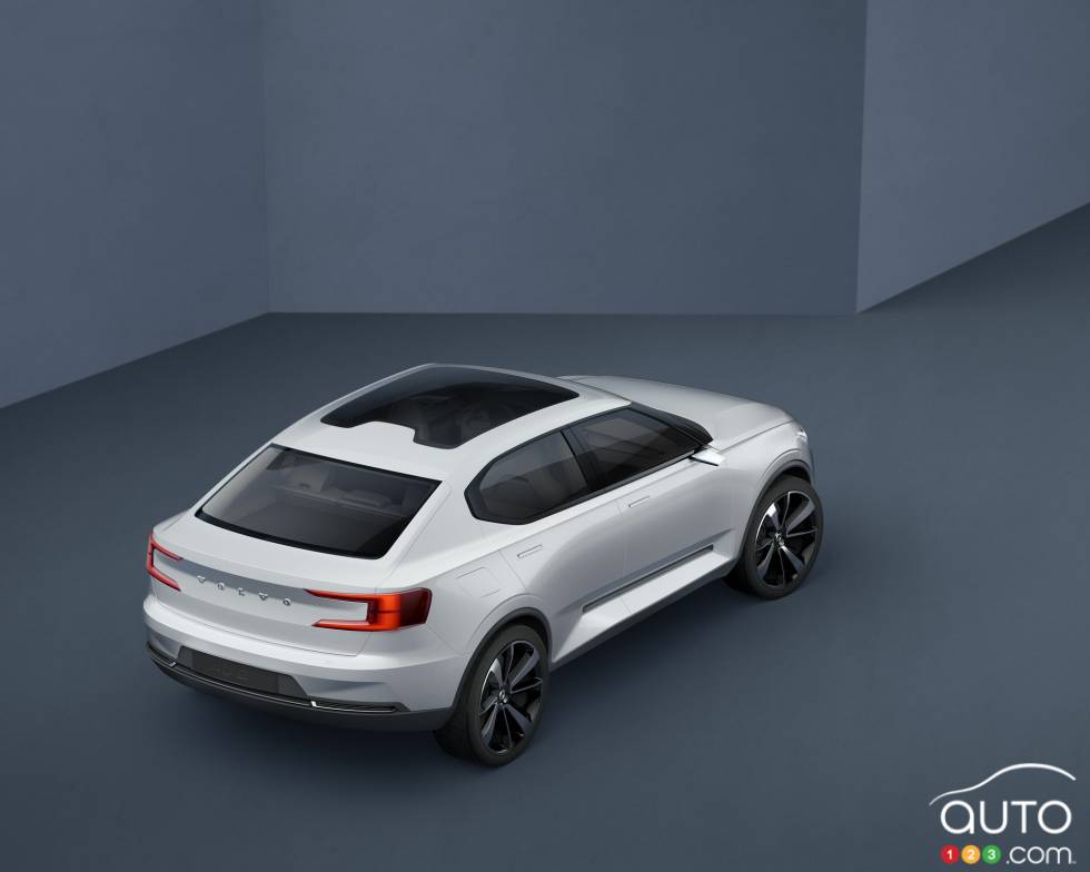 Vue 3/4 arrière du Concept Car 40 de Volvo