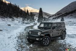 Vue 3/4 avant du Jeep Wrangler Sahara 2018