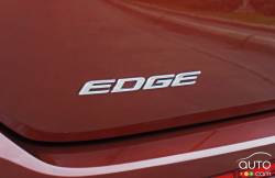 Écusson du modèle du Ford Edge Sport 2016
