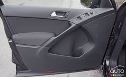 2016 Volkswagen Tiguan TSI Special edition door panel