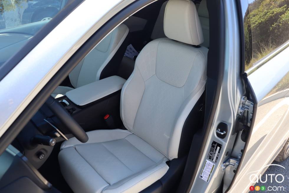 We drive the 2023 Lexus RX