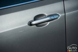 Poignée de porte sans clé de la Cadillac CT6 2016