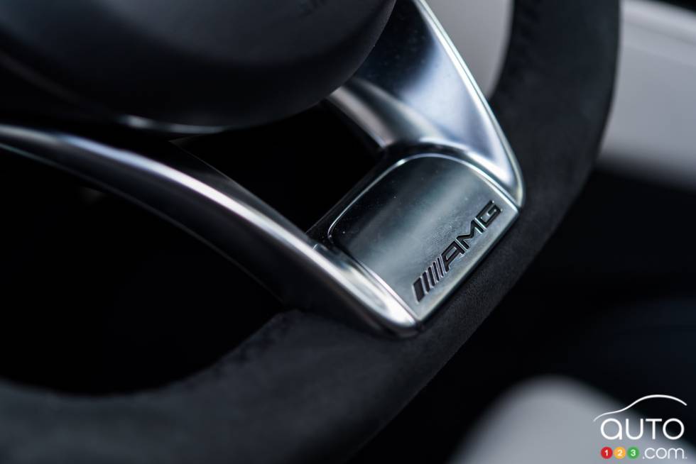 2016 Mercedes AMG GT S steering wheel detail