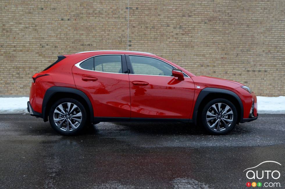 Nous conduisons le Lexus UX 200 2019