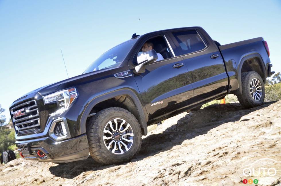 Introducing the new 2019 GMC Sierra AT4