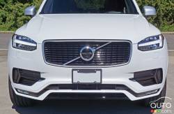 2016 Volvo XC90 T6 R design front grille