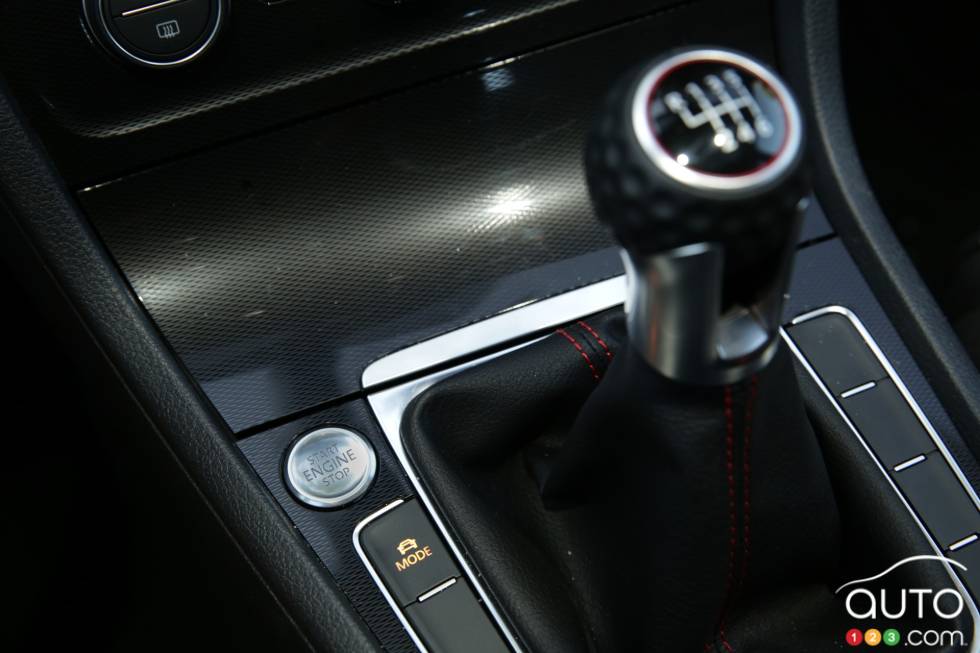 bouton de démarrage et d'arrêt du moteur