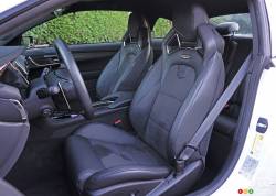 2016 Cadillac ATS V Coupe front seats
