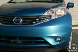 2016 Nissan Versa Note front grille