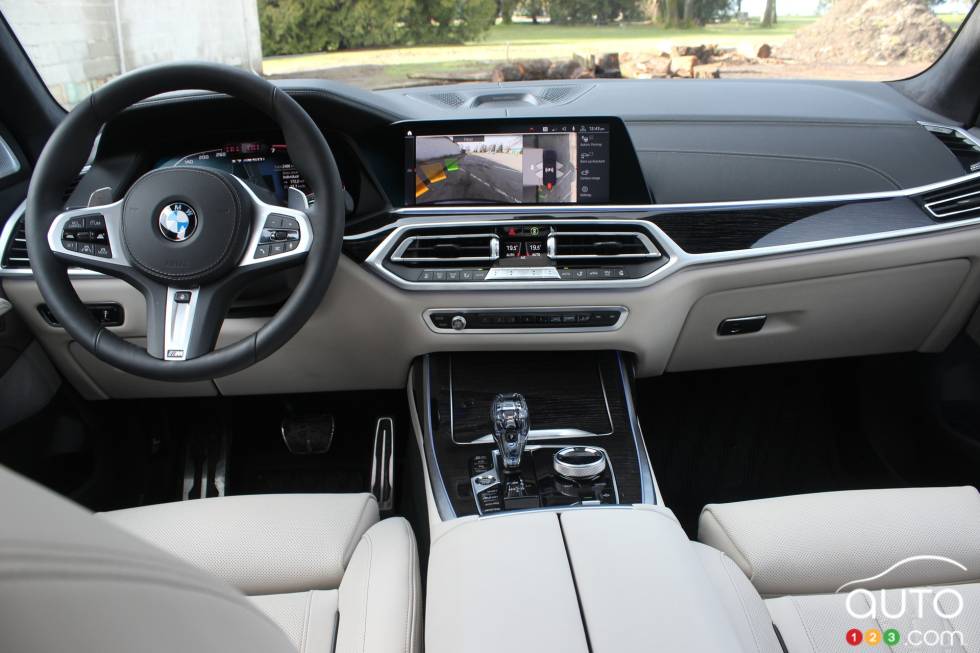Nous conduisons le BMW X7 M50i 2020