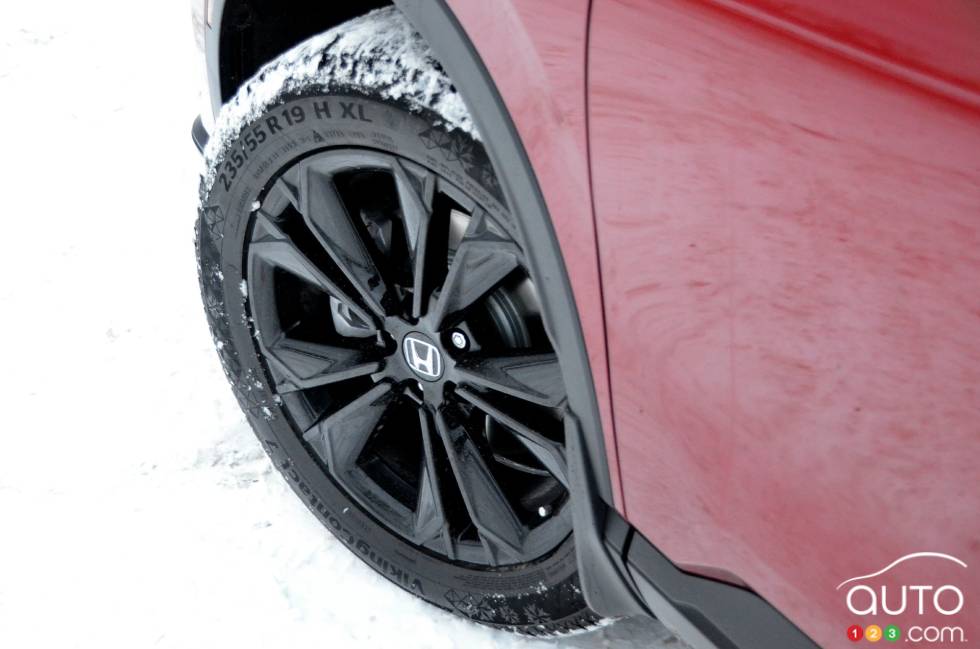 We drive the 2023 Honda CR-V Hybrid