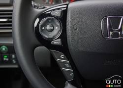 2016 Honda Accord Touring V6 steering wheel mounted audio controls