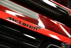 McLaren MP4-12C Spyder.