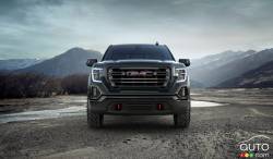 Front view of the 2019 GMC Sierra AT4