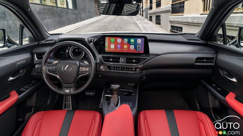Voici le Lexus UX 2023