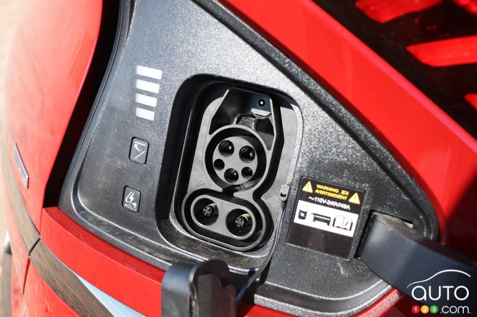 Nous conduisons le Kia EV6 GT 2023