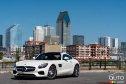 2016 Mercedes AMG GT S front 3/4 view