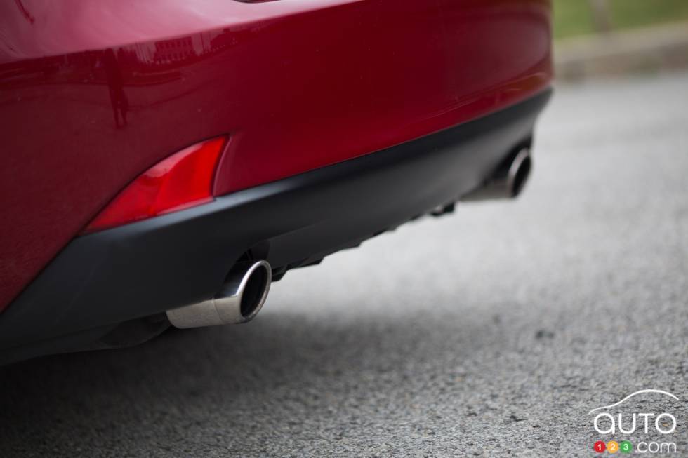 détails du pot d'échappement