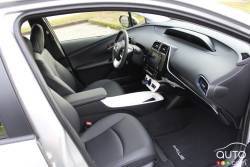 2016 Toyota Prius front interior compartment