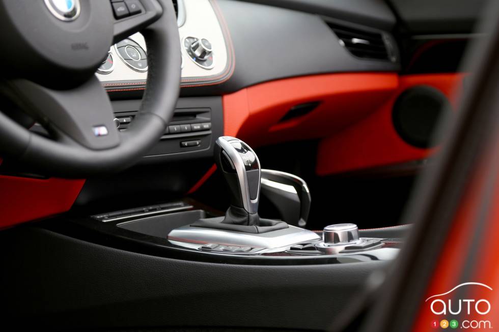 détails de la console centrale