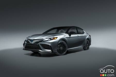 2021 Toyota Camry pictures