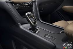 2017 Cadillac XT5 shift knob