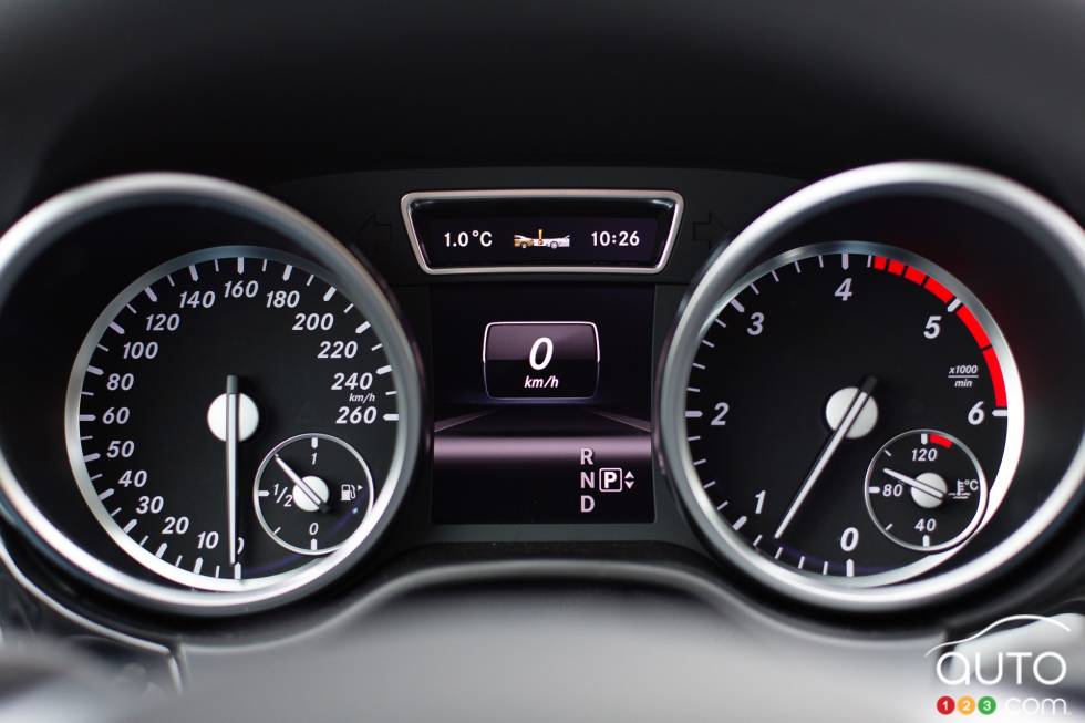 Speedometer and tachometer