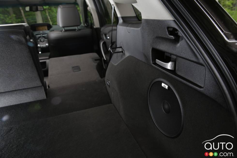 possibilité de positionnement des sièges arrières