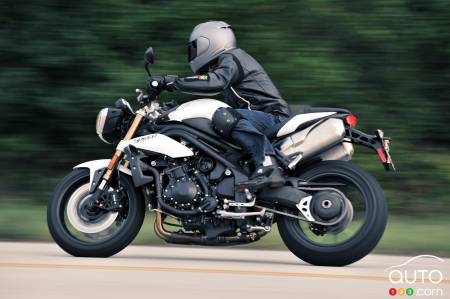 Photos de la Triumph Speed Triple 2011