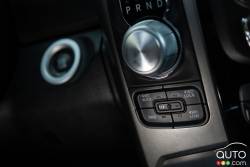 2015 Ram 1500 Black Sport 4x4 driving mode controls