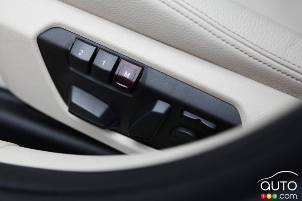 Seat positioning controls