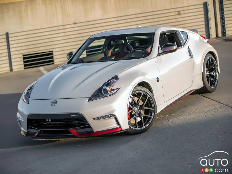 The new 2018 Nissan 370Z NISMO