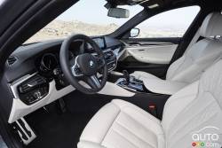 Habitacle du conducteur de la Série 5 2017 de BMW