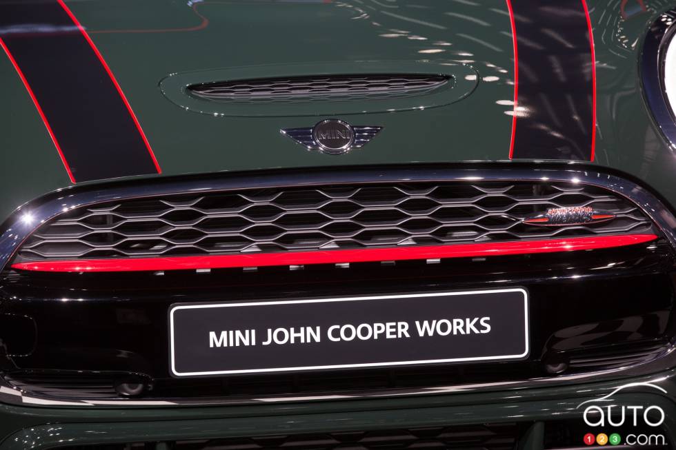 front grille détails